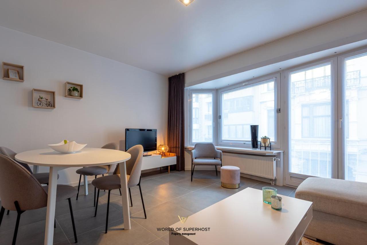Spacious Apartment Closeby The Sea Up To 6 People! Oostende Buitenkant foto
