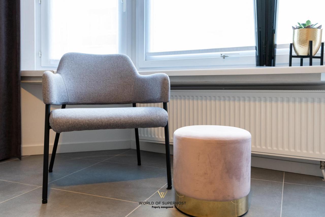 Spacious Apartment Closeby The Sea Up To 6 People! Oostende Buitenkant foto